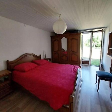 Maison En Pierres Pradinas Екстер'єр фото